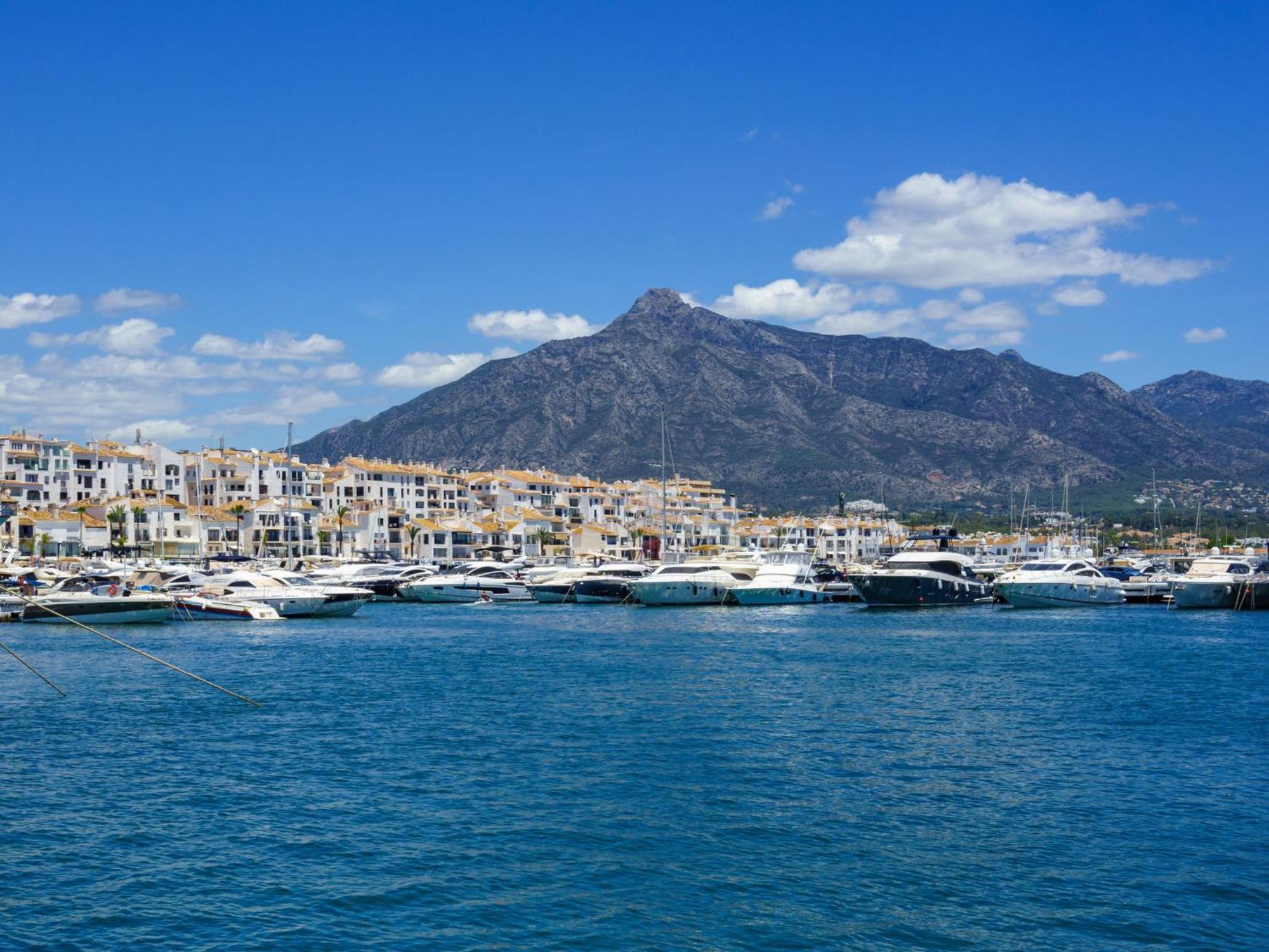 Apartment Senorio De Marbella By Interhome Екстериор снимка